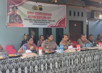Polda NTT Dengar Aspirasi Warga Nunbaun Sabu dalam Acara Jumat Curhat